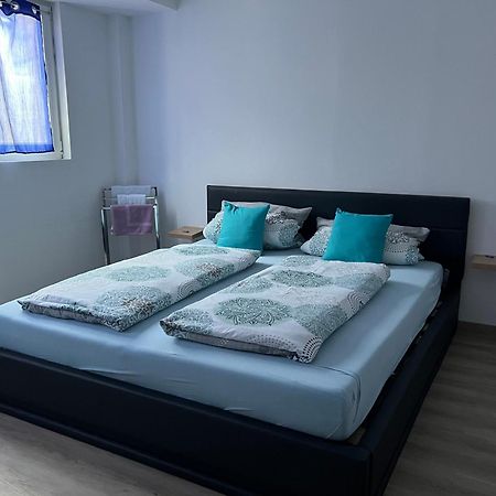 Apartments Und Zimmer Vettweiss Εξωτερικό φωτογραφία